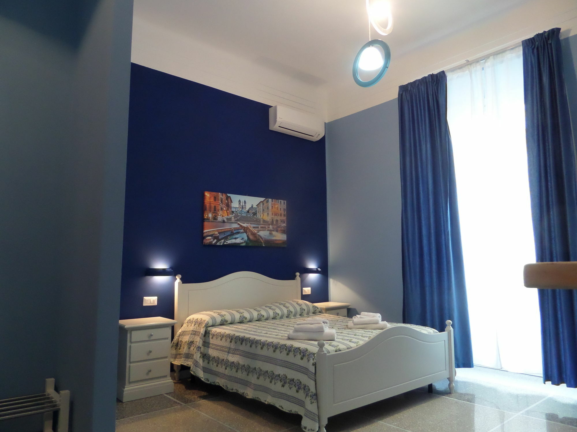 רומא 325 Rooms Ai Fori מראה חיצוני תמונה